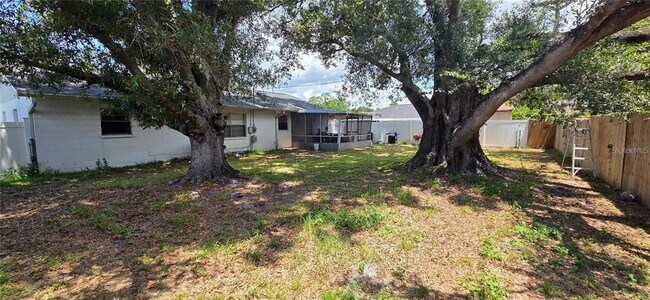 Building Photo - 6717 Mornay Cir