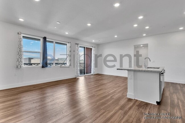 Building Photo - 3893 Quantum Dr