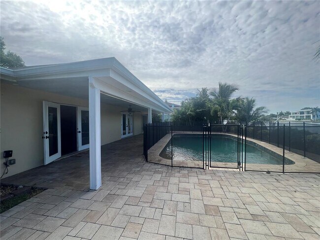 Building Photo - 4388 13th Way NE