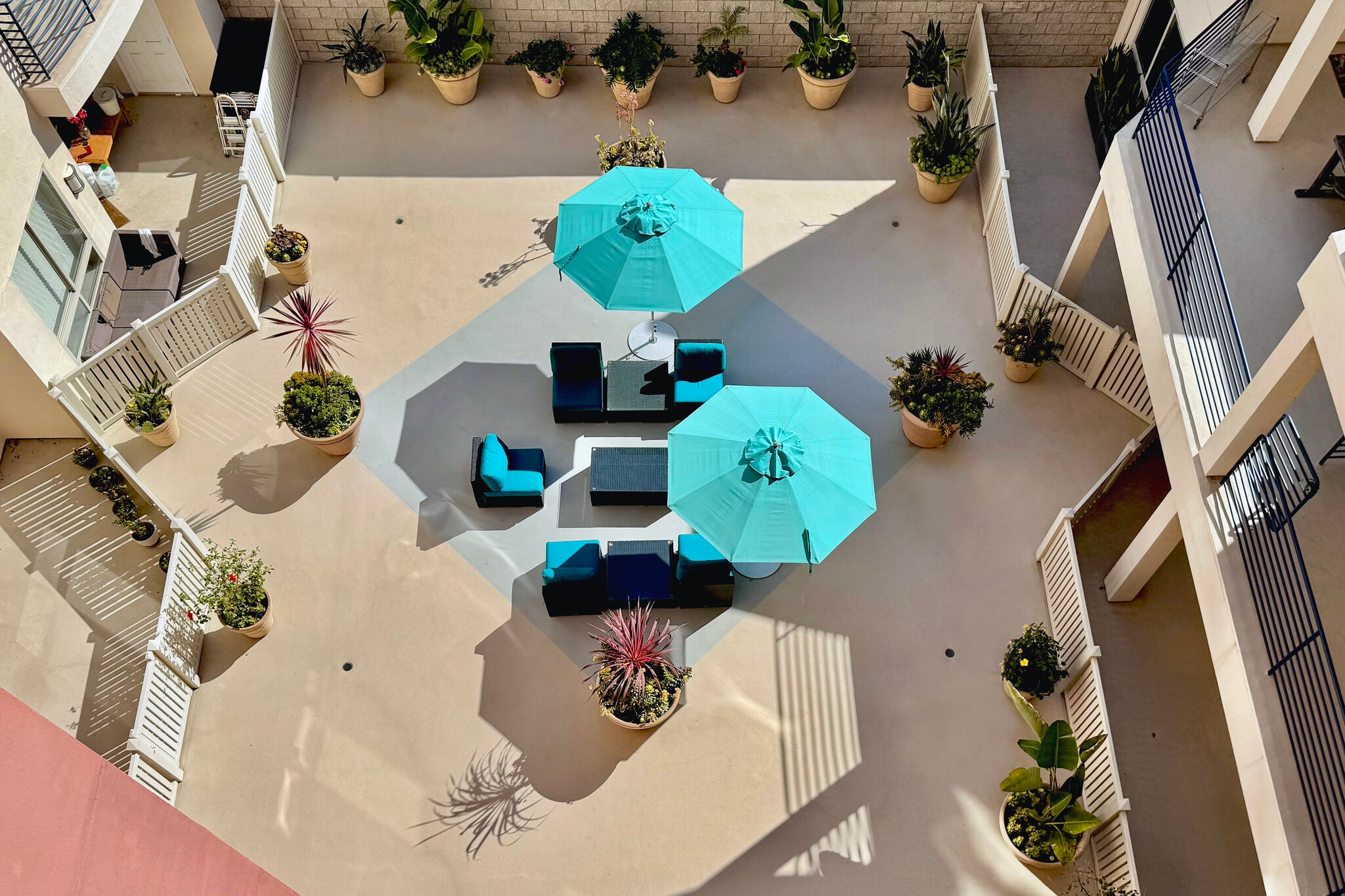 Building Photo - 235 Market St