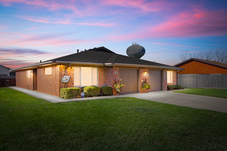 Duplex Twilight - Parkview Estates