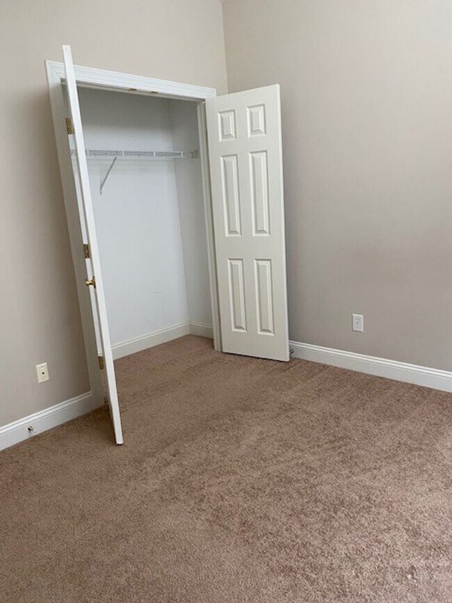 Building Photo - Magnolia Greens - Leland