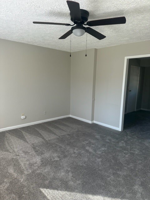 Building Photo - 415 Barwood Dr