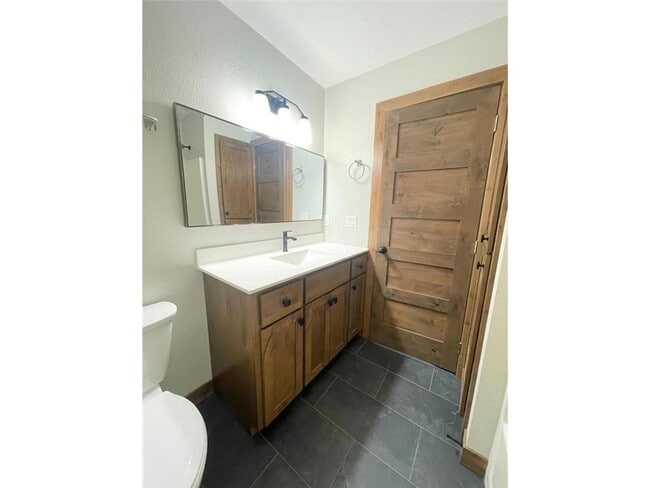 Building Photo - 1232 45th Ave NE