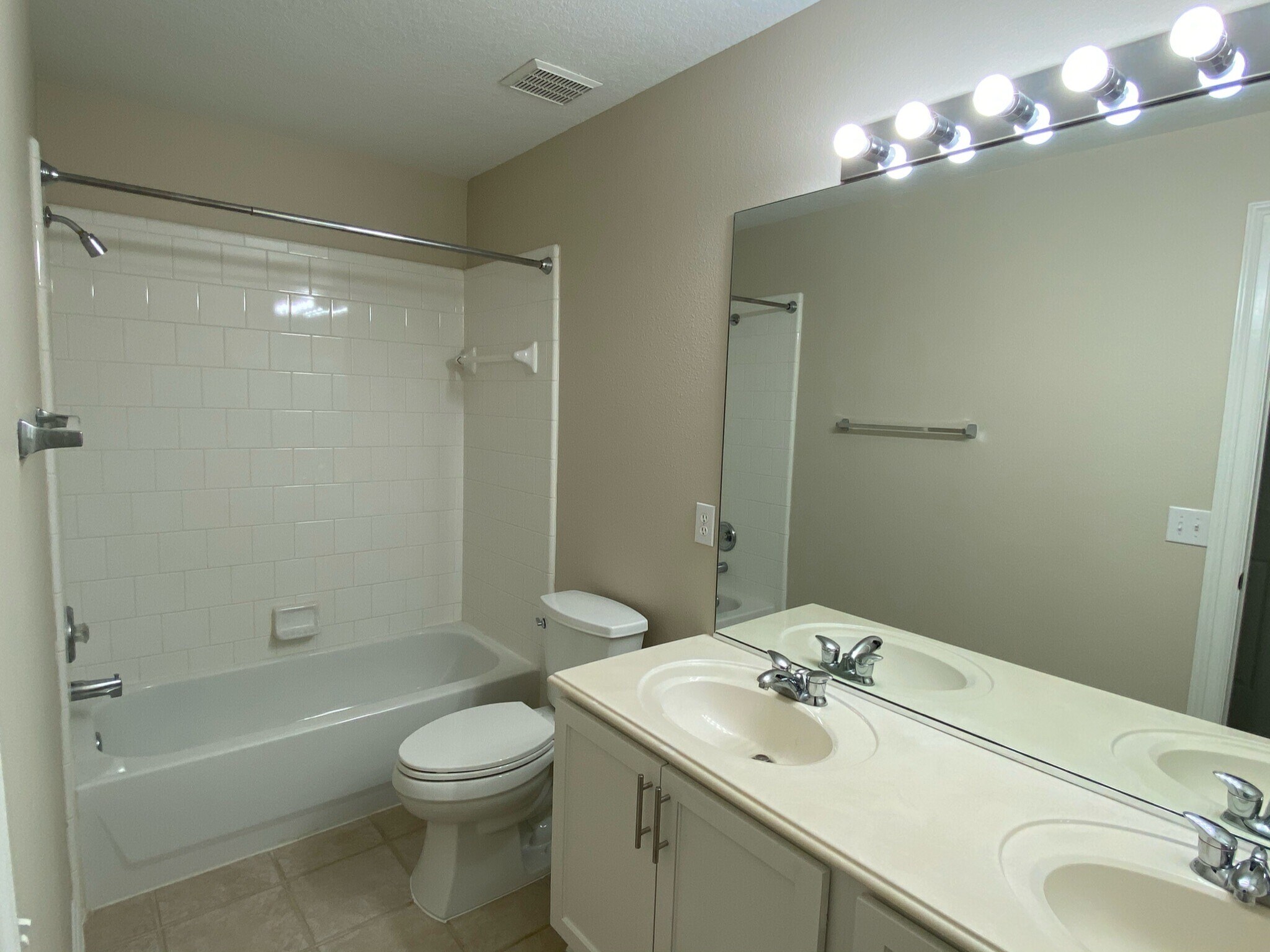 Building Photo - 19314 Colony Trail Ln