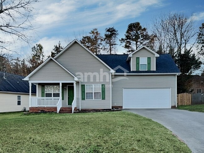 Building Photo - 1009 Loch Lomond Cir