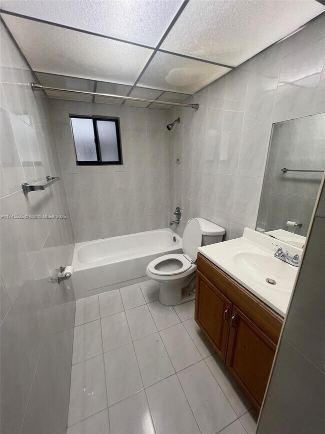 Building Photo - 8045 SW 107th Ave