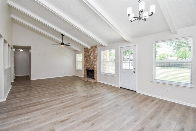Building Photo - 2931 Jenny Dr