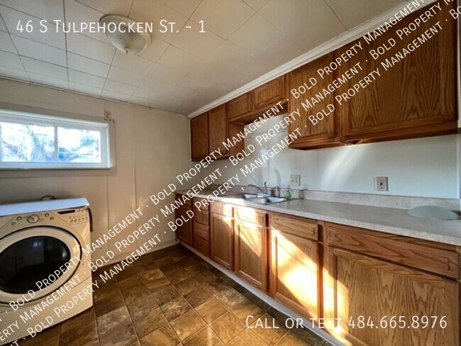 Building Photo - 46 S Tulpehocken St