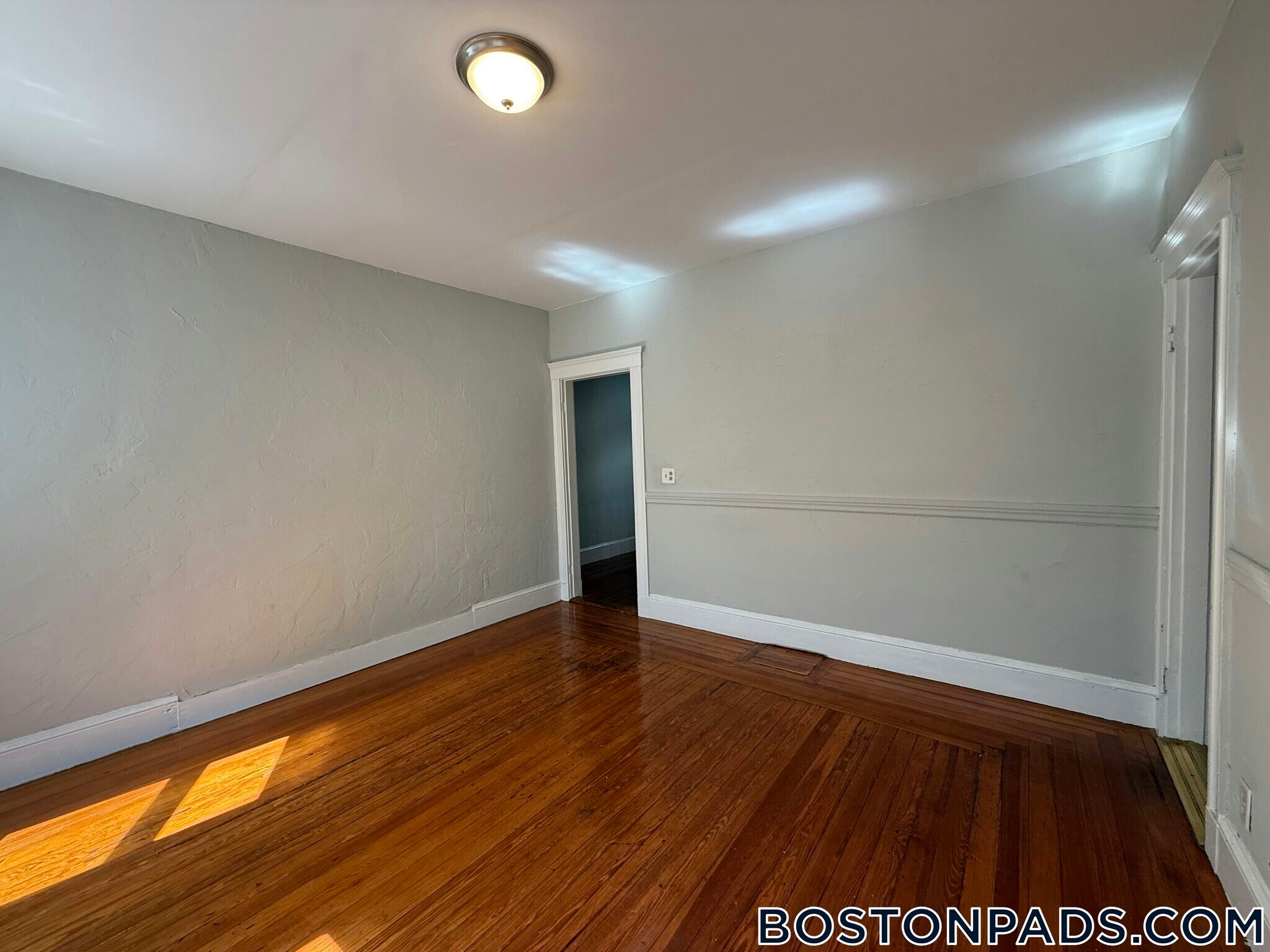 Building Photo - 41 Simpson Ave