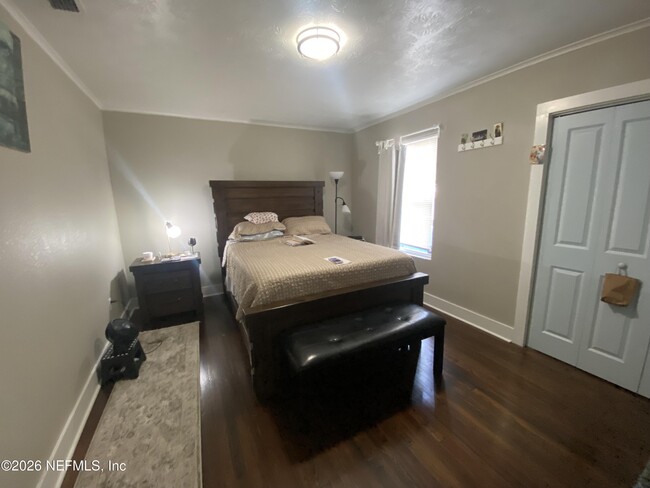 Building Photo - 4808 Lawnview St