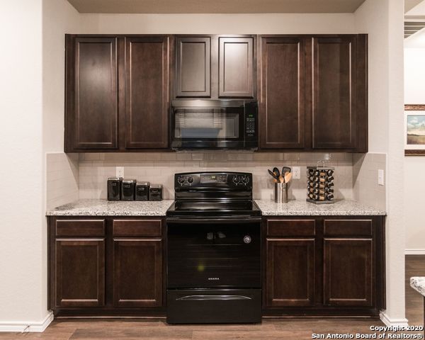 Building Photo - 7202 Archers Grove