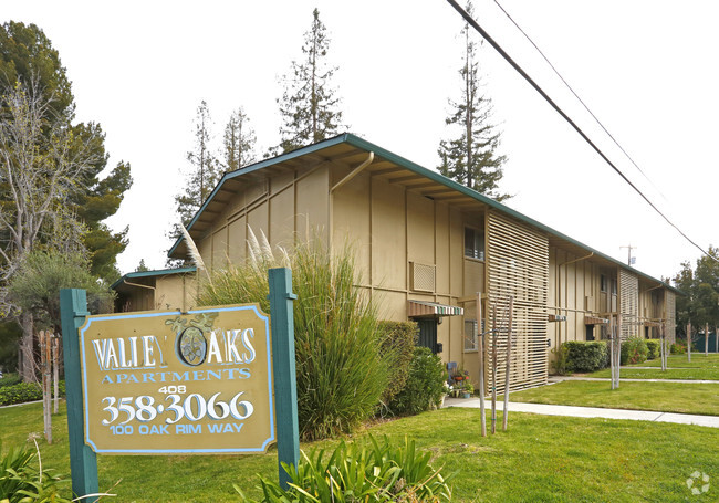 Primary Photo - Valley Oaks Apartments