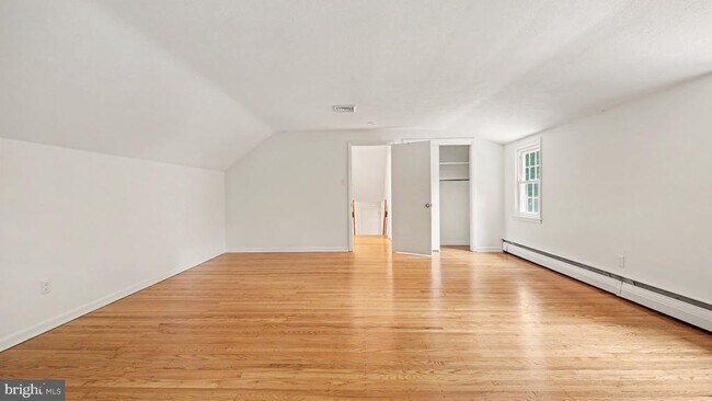 Building Photo - 31 Beacon Hill Ct