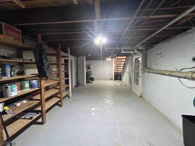 Building Photo - 318 Palmer Rd