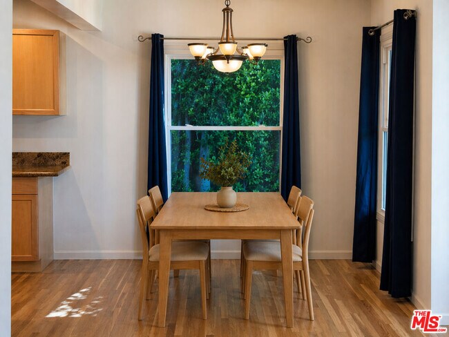 Building Photo - 17345 Hamlin St