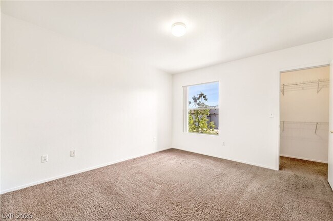 Building Photo - 45 Maleena Mesa St