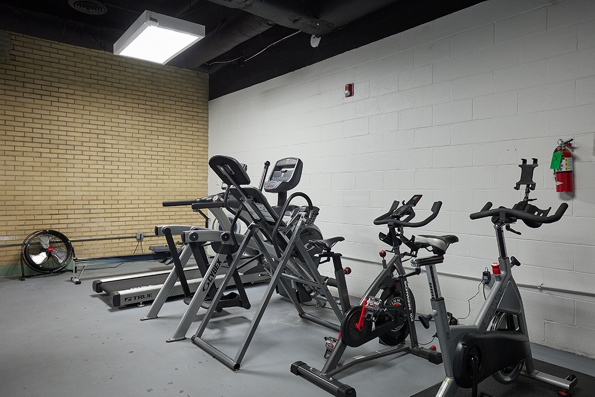 Gym - 701 Lamont St NW