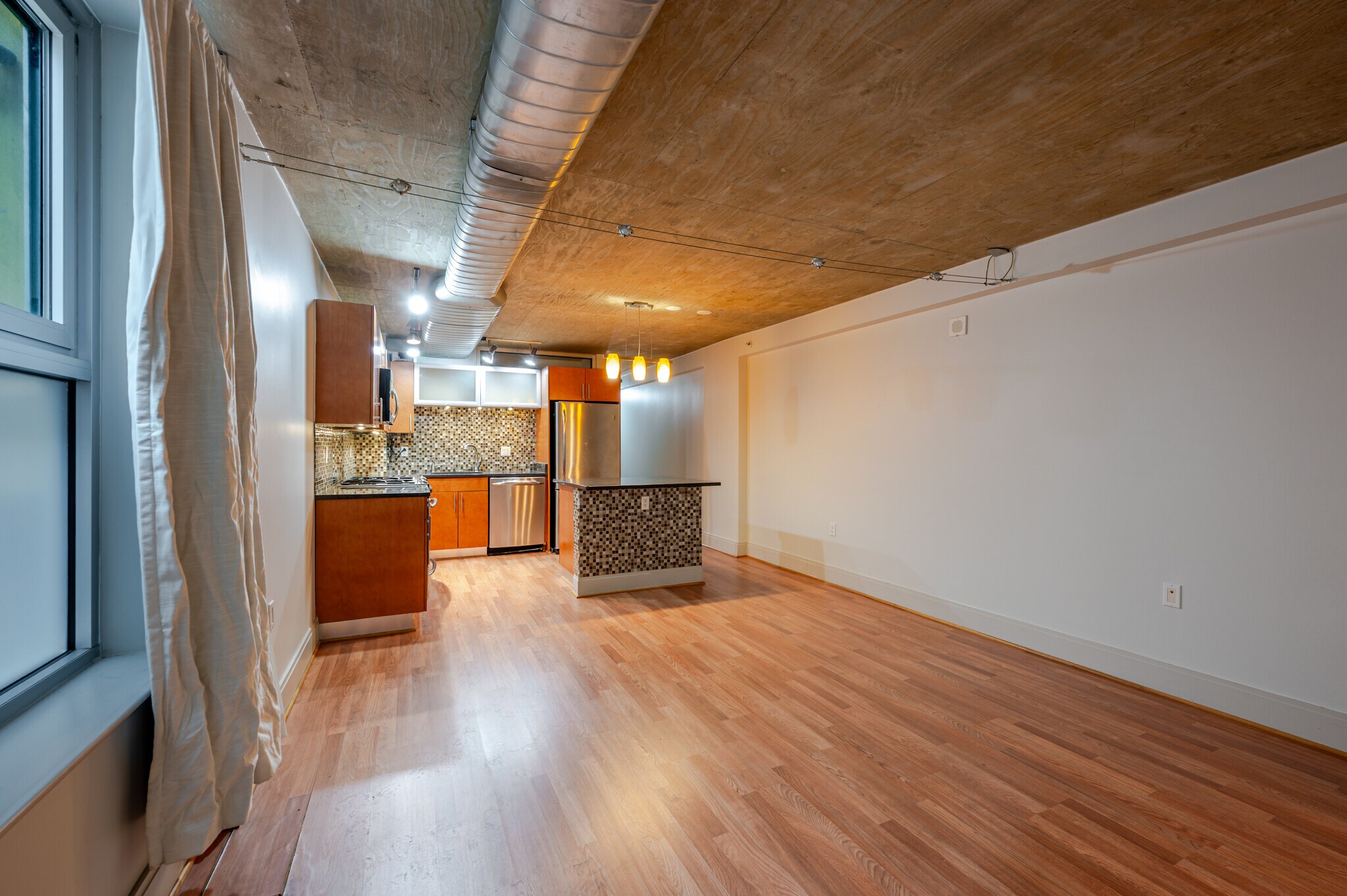 Building Photo - 929 Florida Ave NW