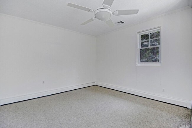 Building Photo - 3600 Pequash Ave