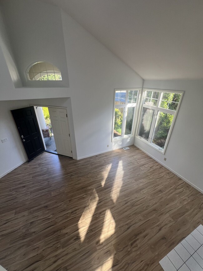 Building Photo - 4131 257th Ct SE