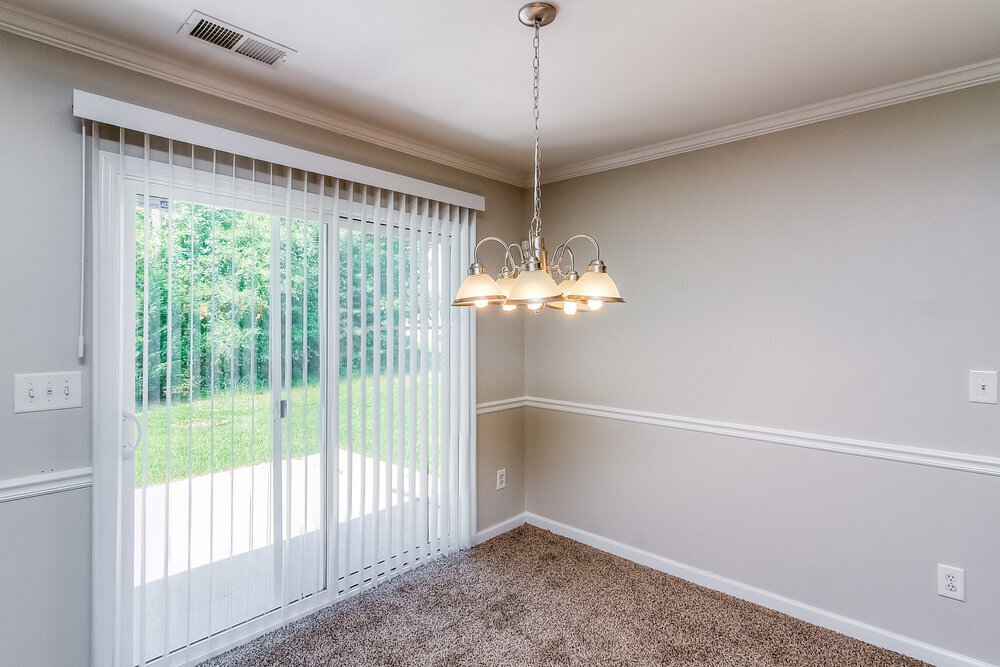 Building Photo - 523 Mountain Quail Dr