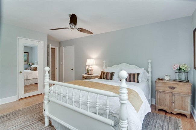 Building Photo - 452 Powderhouse Rd SE