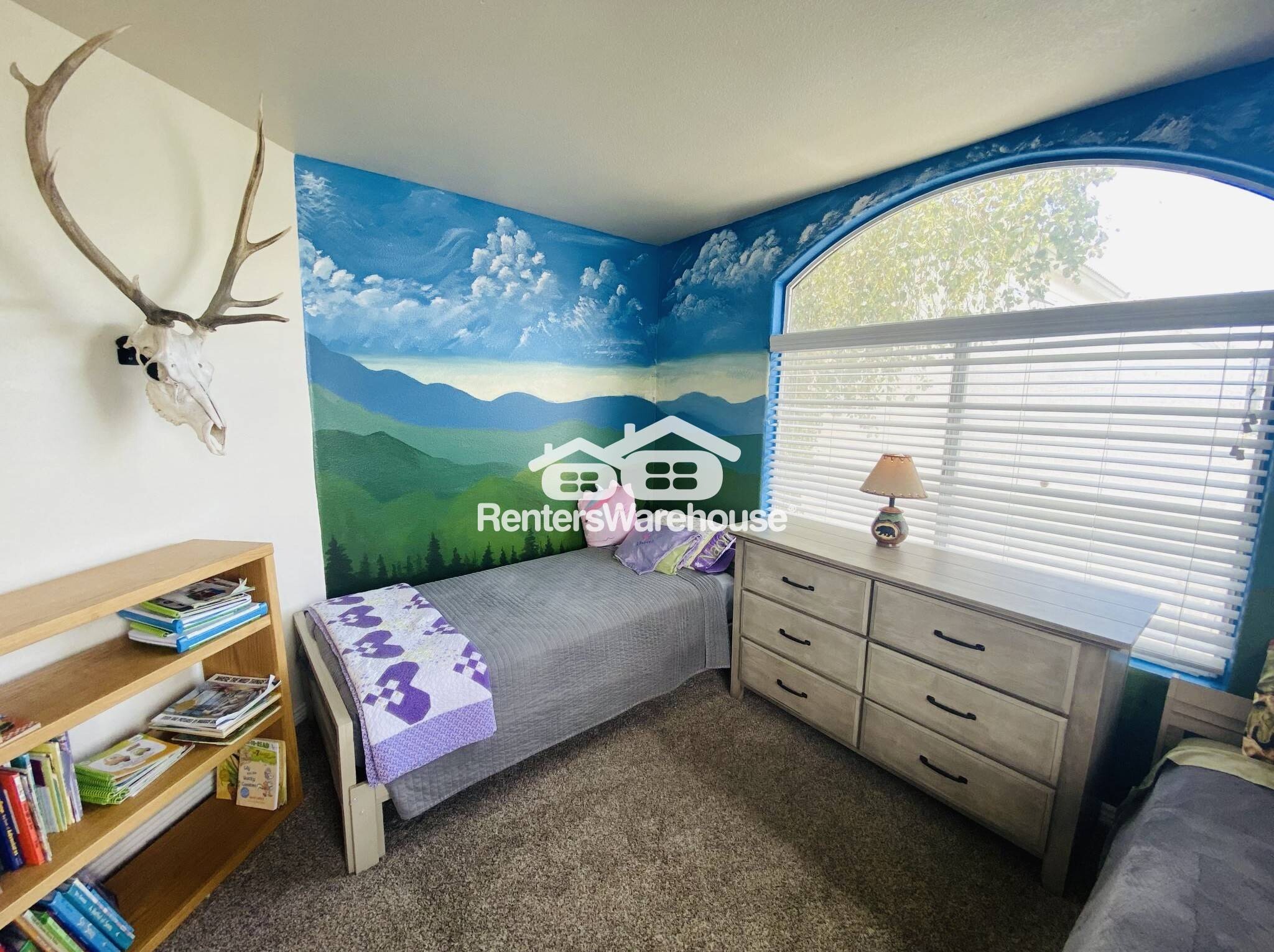 Building Photo - 4805 E Kachina Trail
