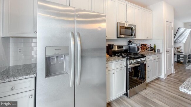 Building Photo - 11042 Corvin Pl