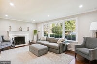 Building Photo - 7832 Fulbright Ct