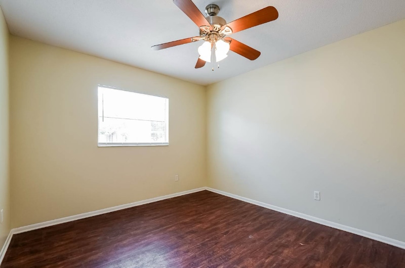 Building Photo - 521 Sunrise Dr