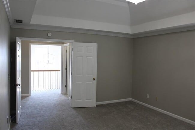 Building Photo - 505 Towne Ridge Way