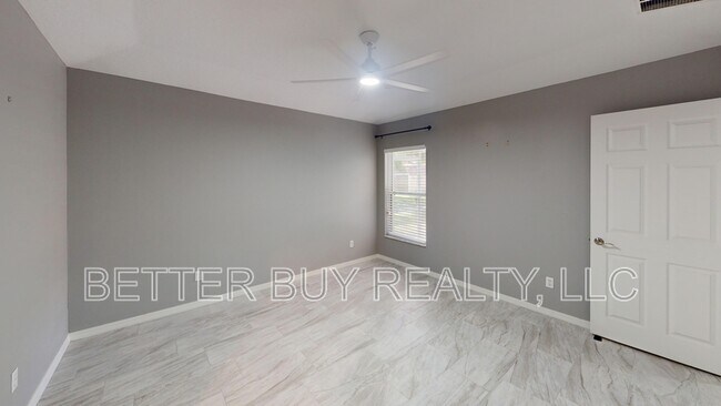 Building Photo - 138 Pine Grove Dr