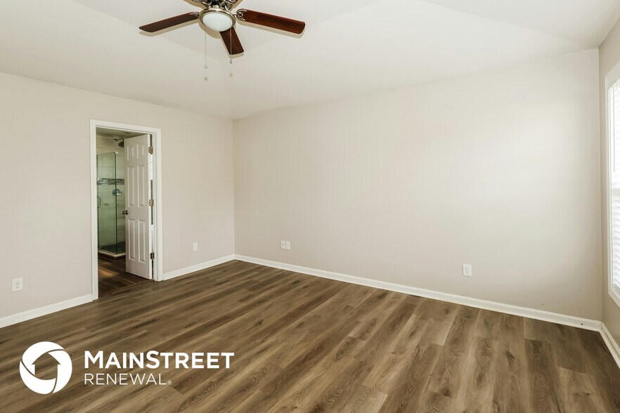 Building Photo - 11502 Top Walnut Loop