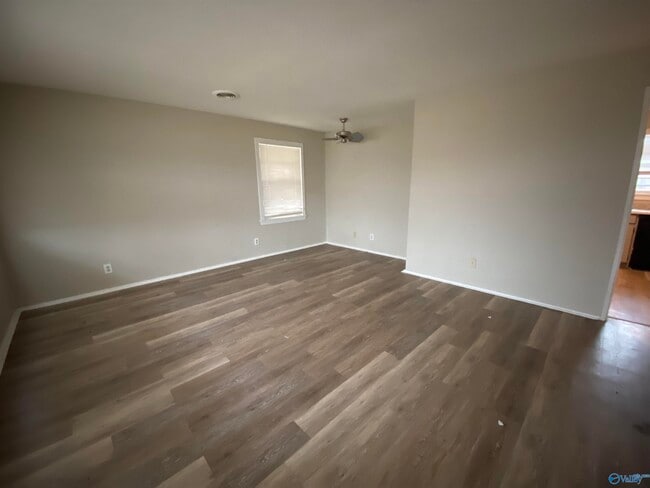 Building Photo - 193 Agua Dr