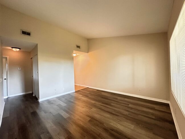 Building Photo - 815 Boynton Beach Blvd