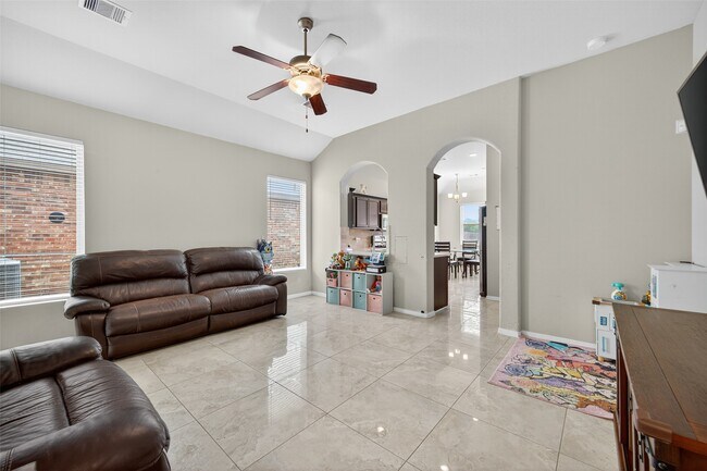 Building Photo - 20415 Summer Jasmine Way