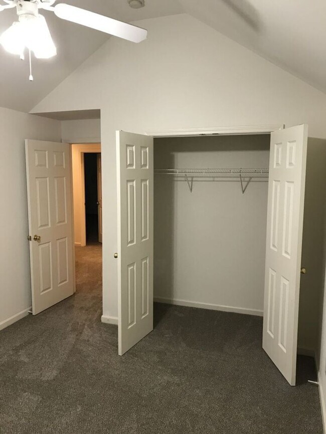 Building Photo - Lovely 3 Bed, 2.5 Bath home in Havenbrook
