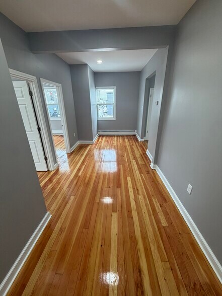 Building Photo - 559 Dorchester Ave