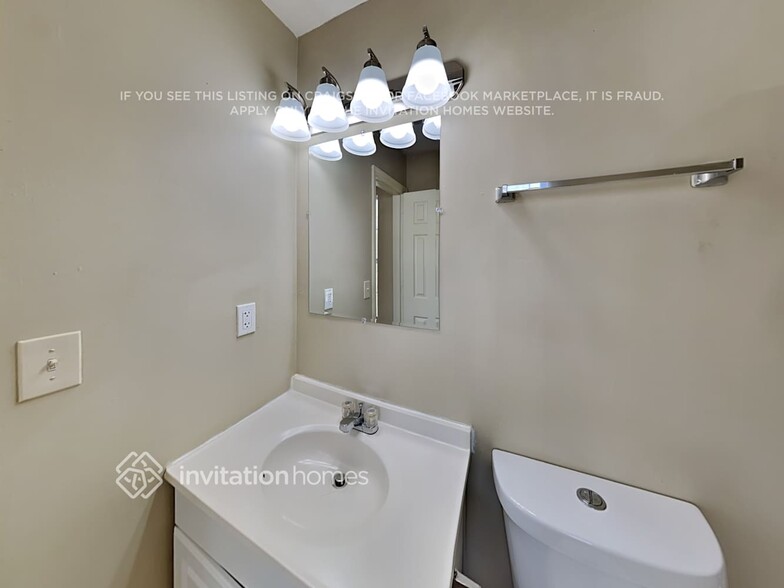 Building Photo - 2978 Rapids Dr