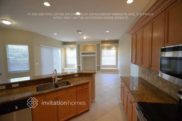 Building Photo - 7421 Water Dance Way