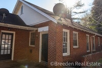 Building Photo - 702 W Union St