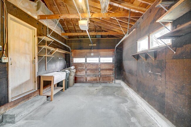 1 Car Attached Garage - 460 Hilton Dr