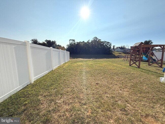 Building Photo - 63 Ogunquit Dr