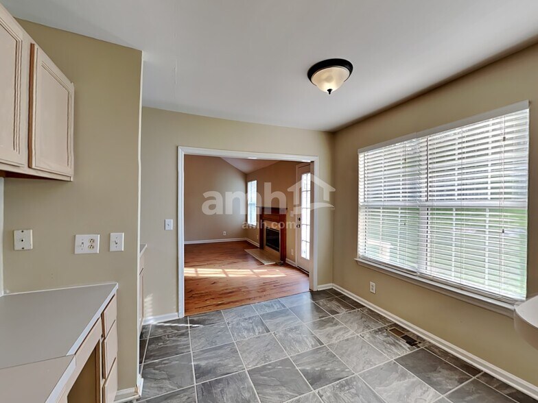 Building Photo - 7821 Farmington Pl