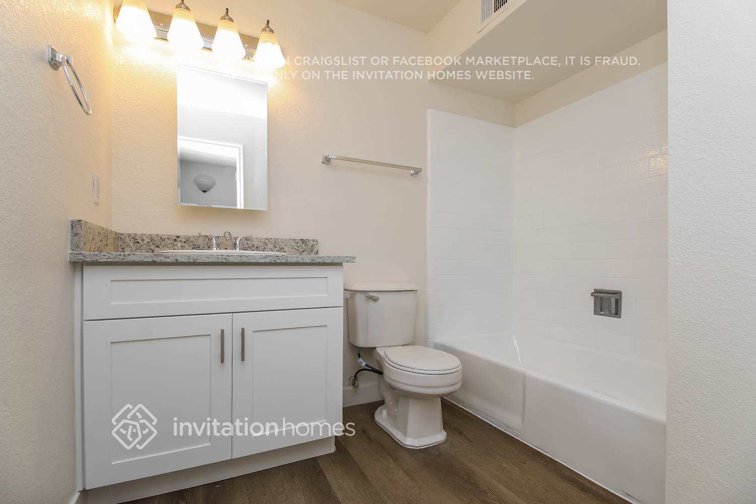 Building Photo - 1205 W El Alba Way