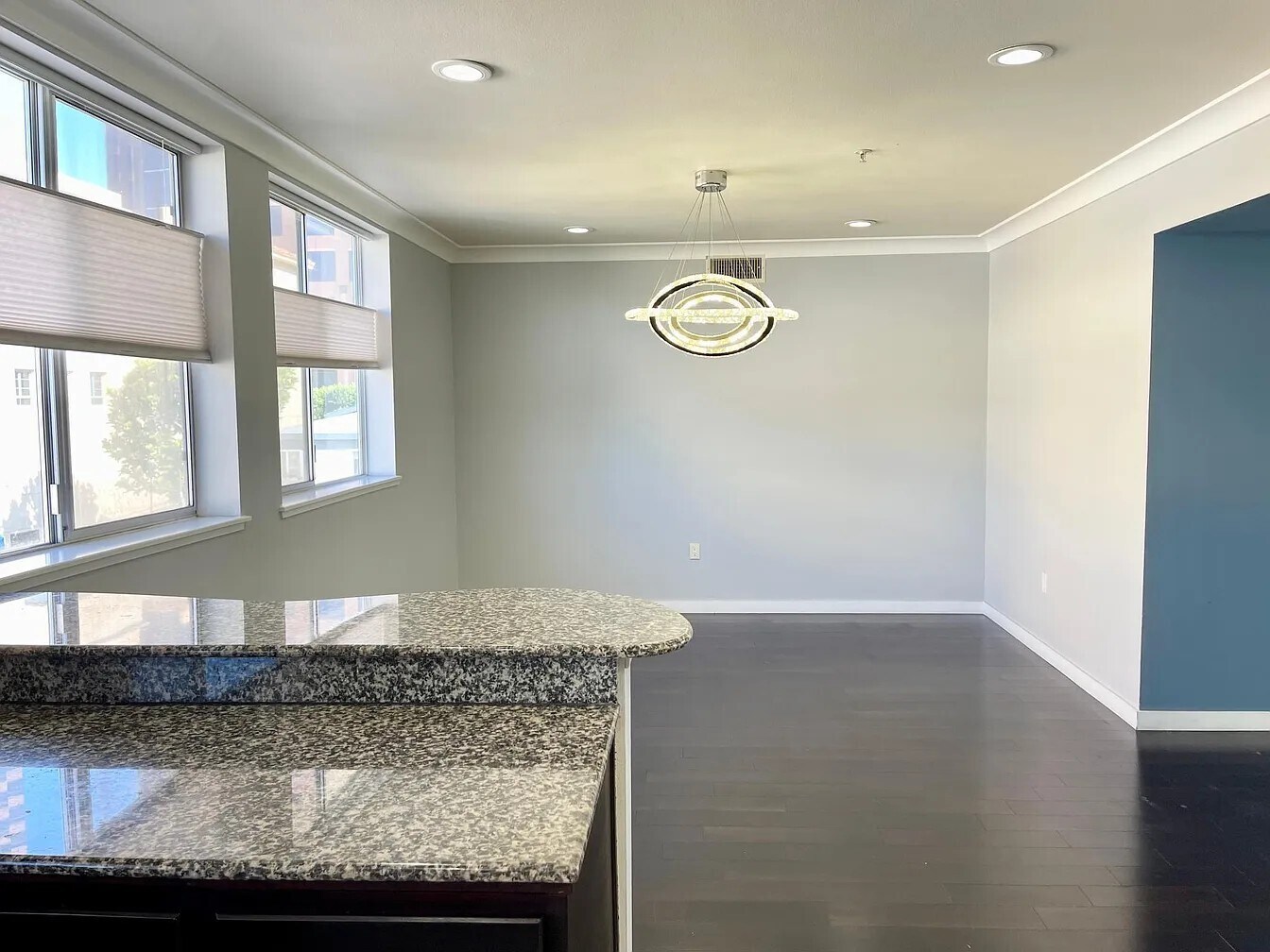 Dining room - 1222 S Westgate Ave