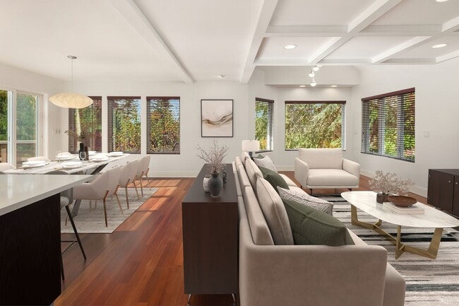 Building Photo - 4bd/3.5ba Kirkland House