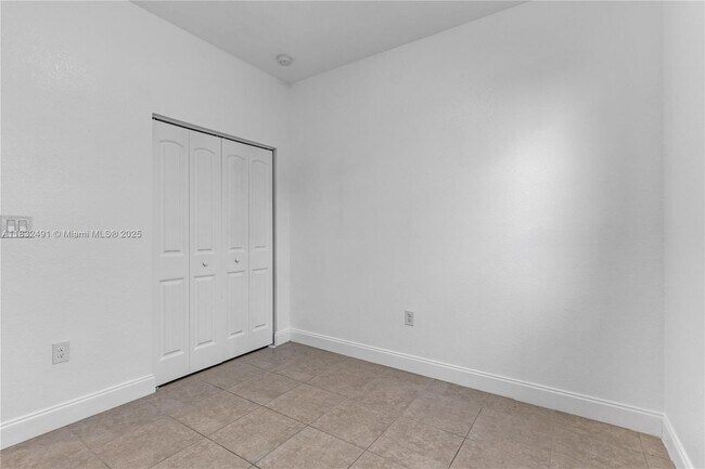Building Photo - 28381 SW 128th Pl