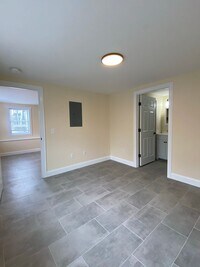 Building Photo - 158 North St